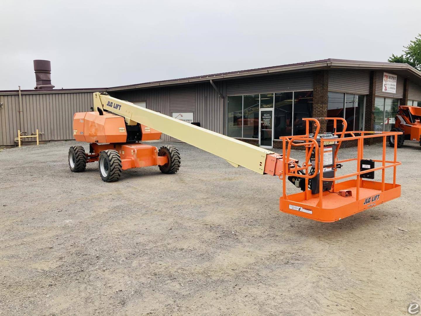2004 JLG 800S
