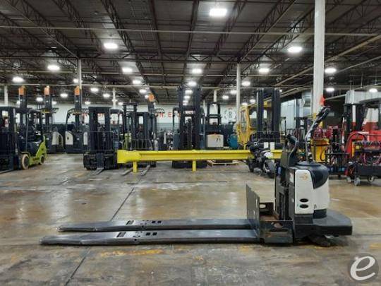 2012 Crown PE4500-80 Electric Forklift - 123Forklift