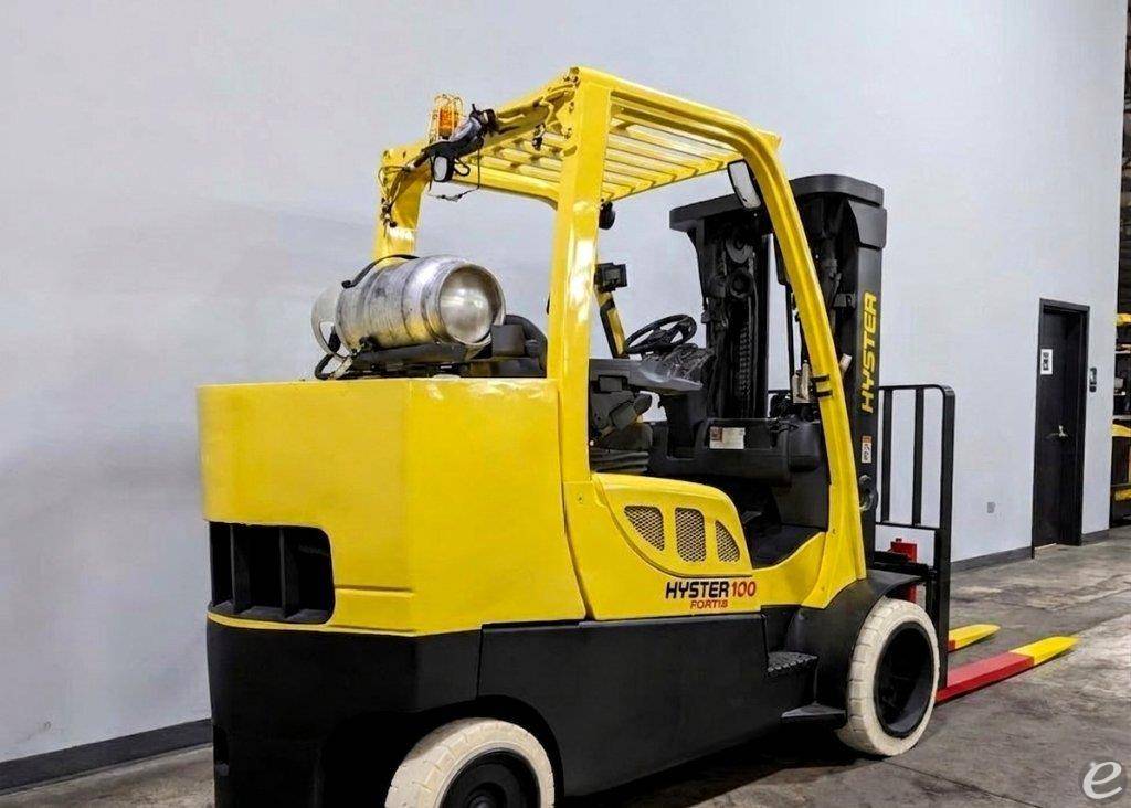 2022 Hyster S100FTBCS