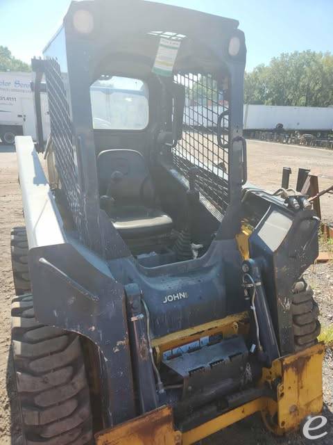 2015 John Deere JD318D