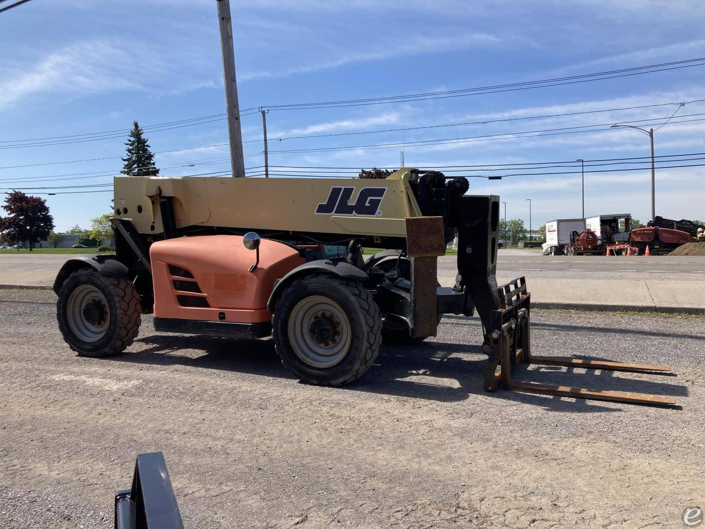 2014 JLG G12-55A