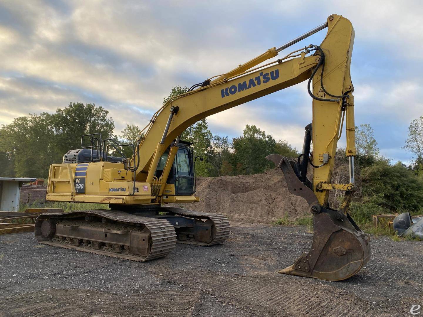 2017 Komatsu PC290 LC-11