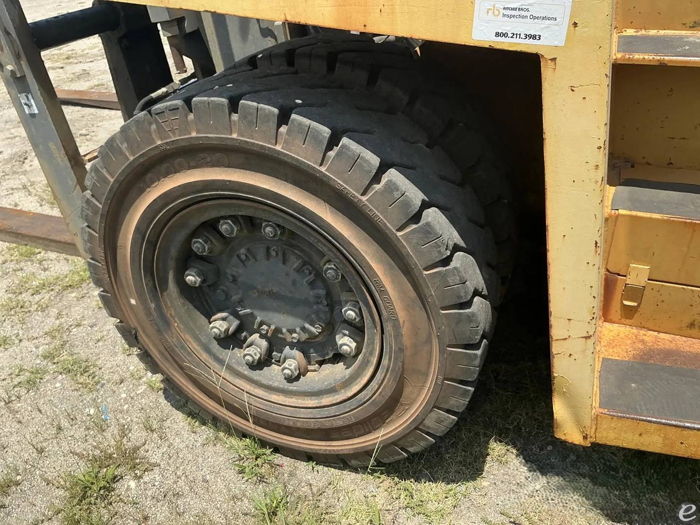 2006 Cat DP100