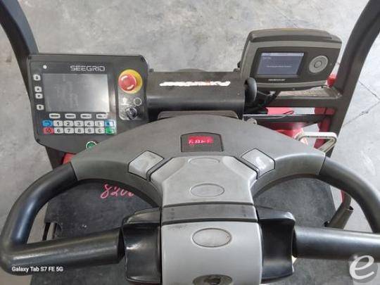 2017 Raymond 3020