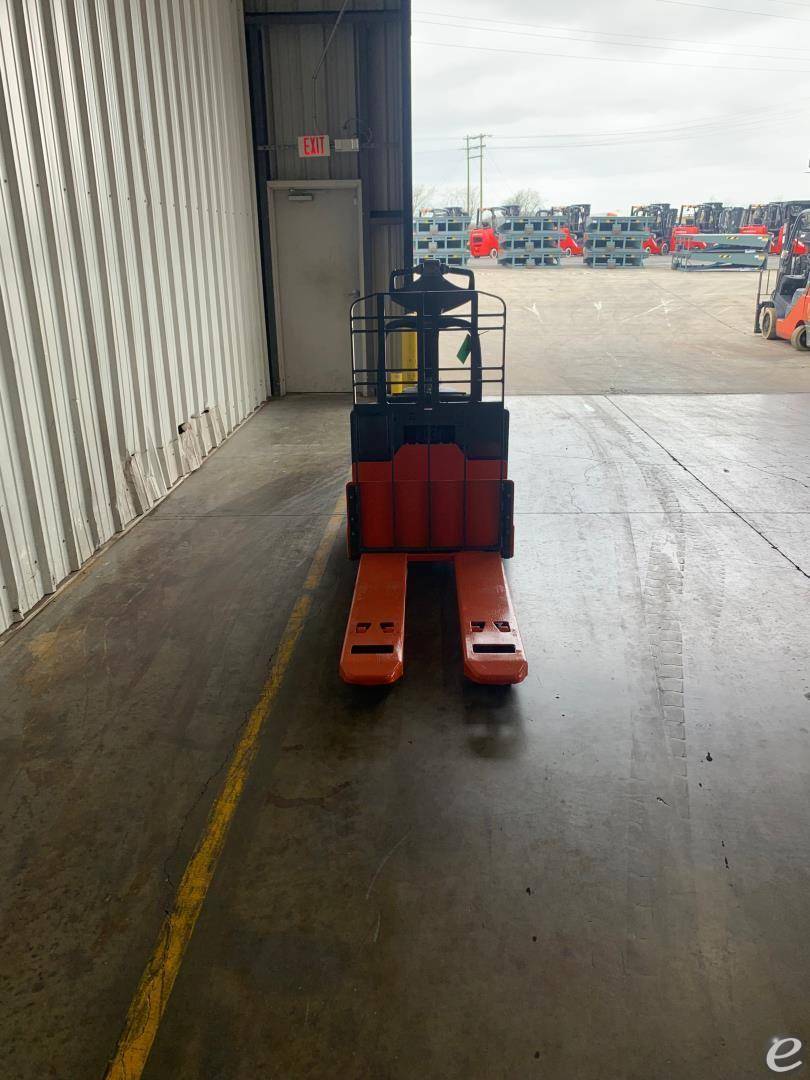 2017 Toyota 8HBE30 Electric Forklift - 123Forklift