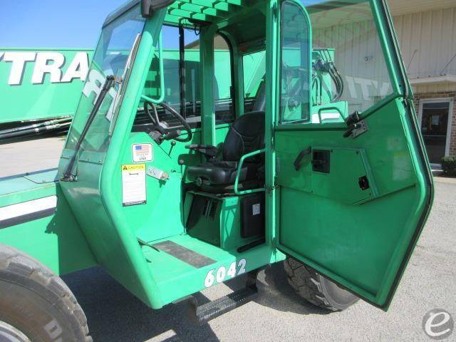 2012 Skytrak 6042