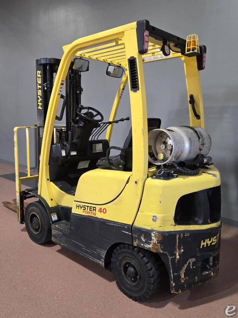2017 Hyster H40FTS LP Gas Forklift - 123Forklift