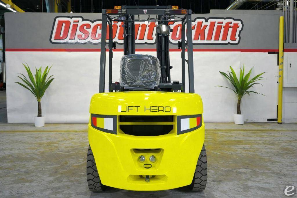 2023 Lift Hero CPD30