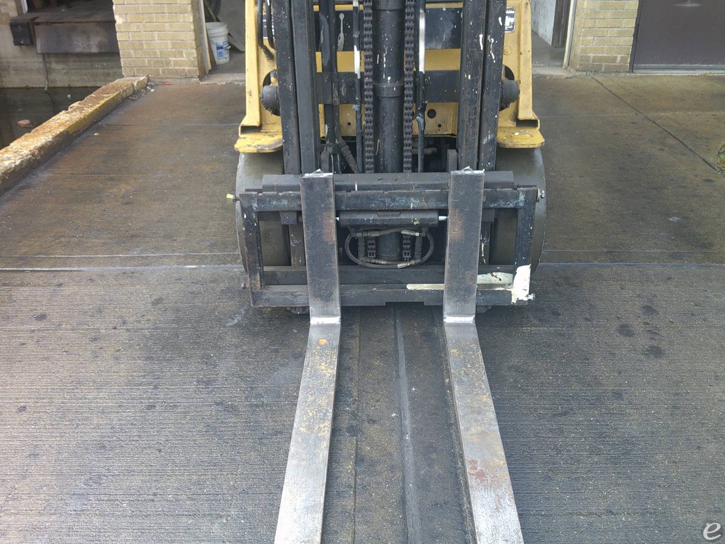 1997 Cat GC25