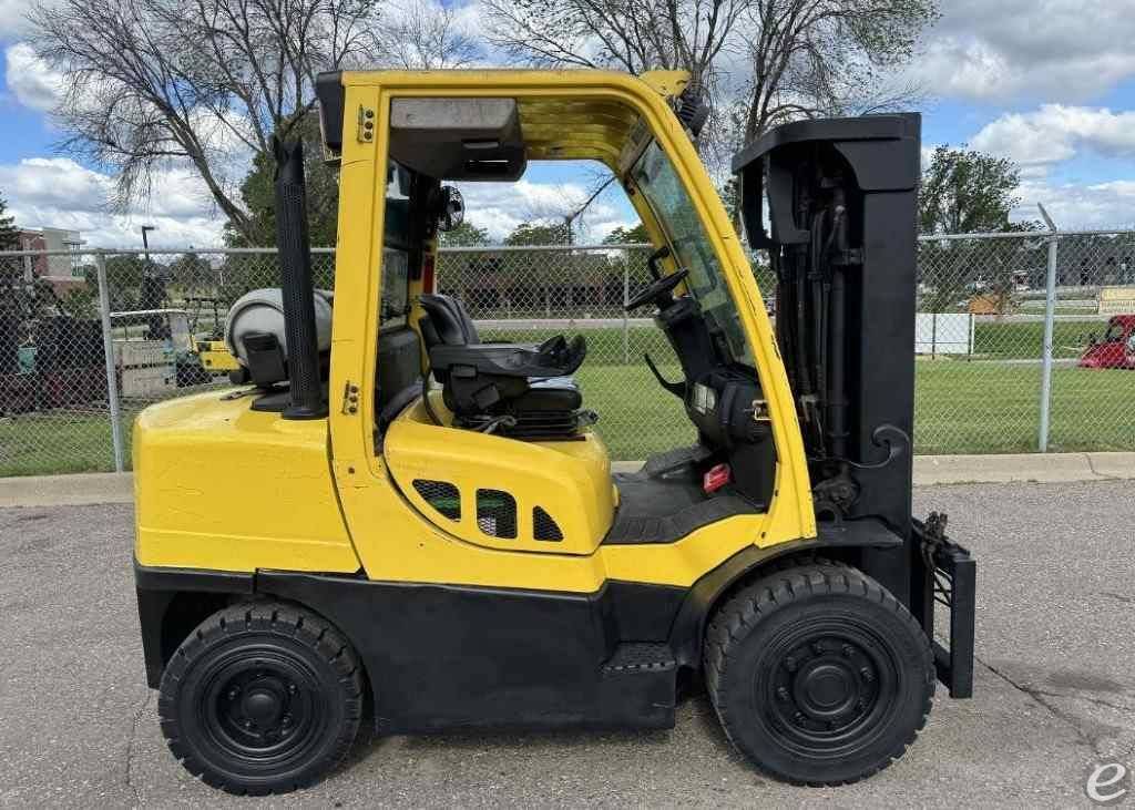 2012 Hyster H80FT LP Gas Forklift