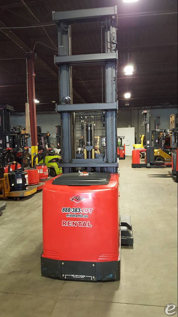 2015 Raymond 560-OPC30TT Electric Order Picker - 123Forklift