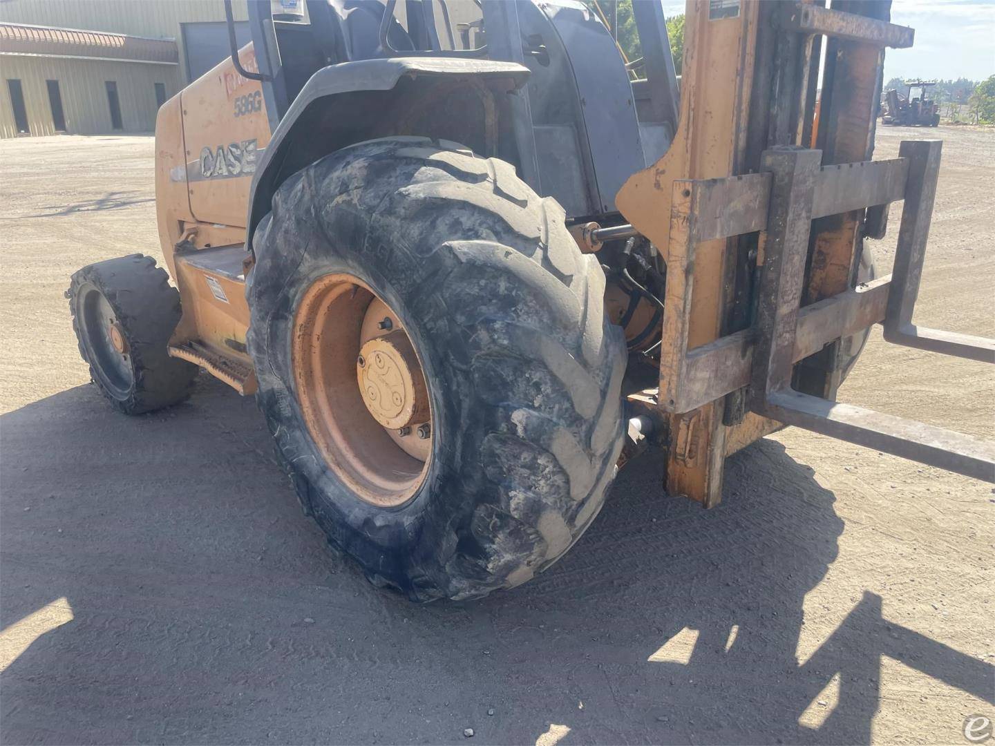 2005 Case 586G