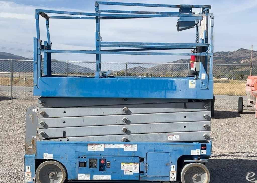 2014 Genie GS-3232 Electric Scissor Lift - 123Forklift