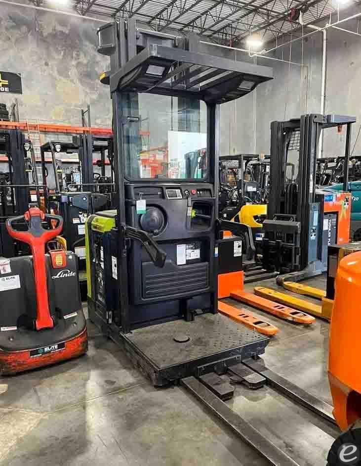 2011 Clark OSX15 Electric Order Picker - 123Forklift