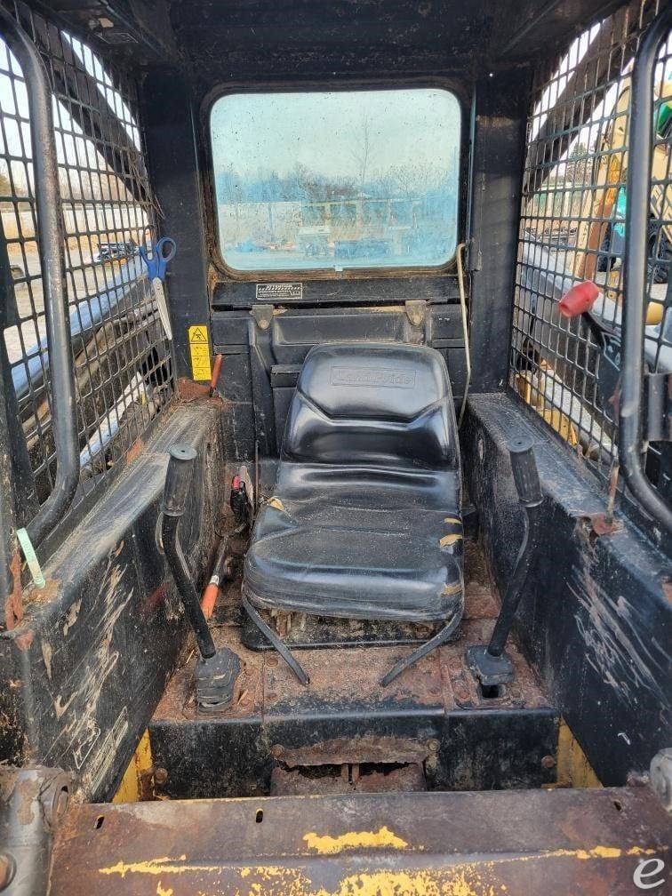 1997 New Holland L565