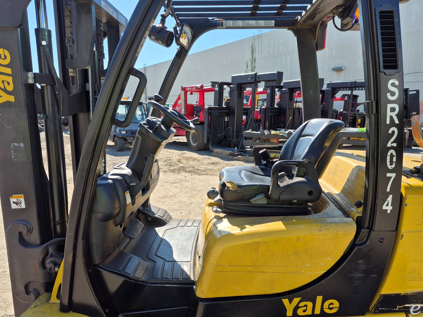 2012 Yale GLC080VX