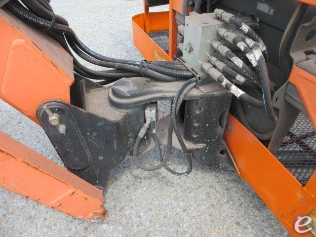 2016 JLG 600AJ