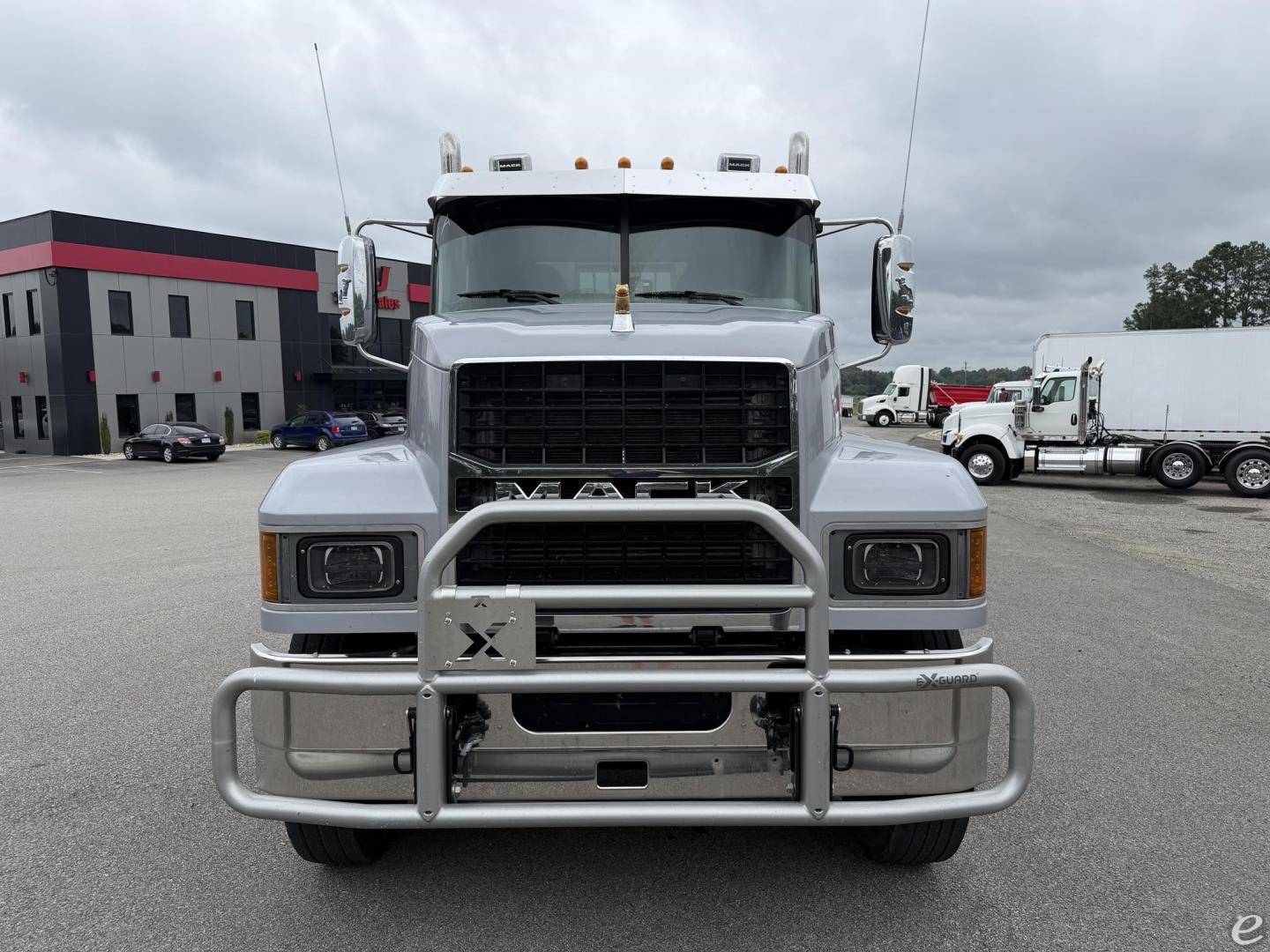 2025 Mack PINNACLE 64T