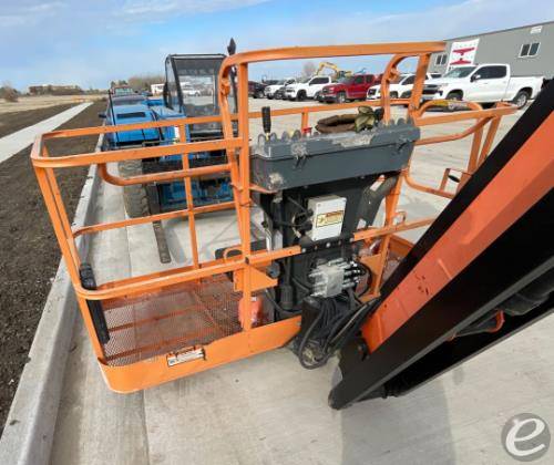 2016 JLG 660SJ