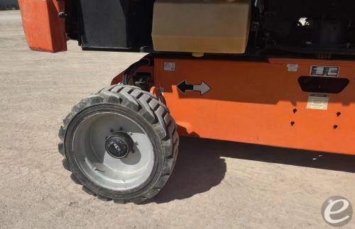 2018 JLG 660SJ