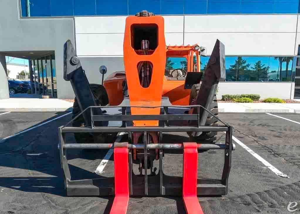 2012 JLG G10-55A