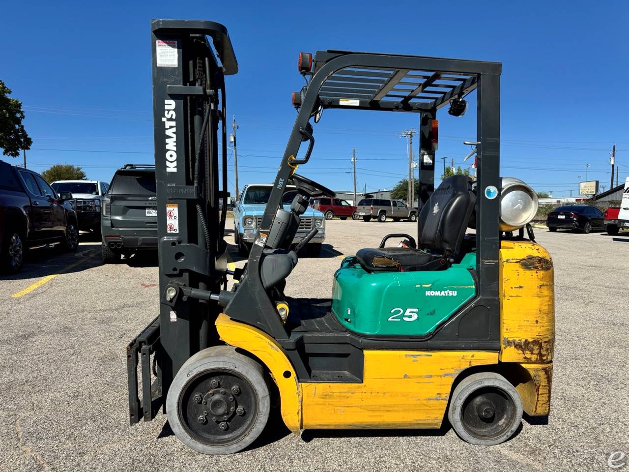 2005 Komatsu FG25ST-14