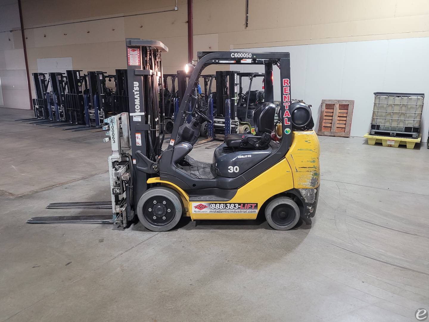 2018 Komatsu FG30SHT-16 LP Gas Fork...