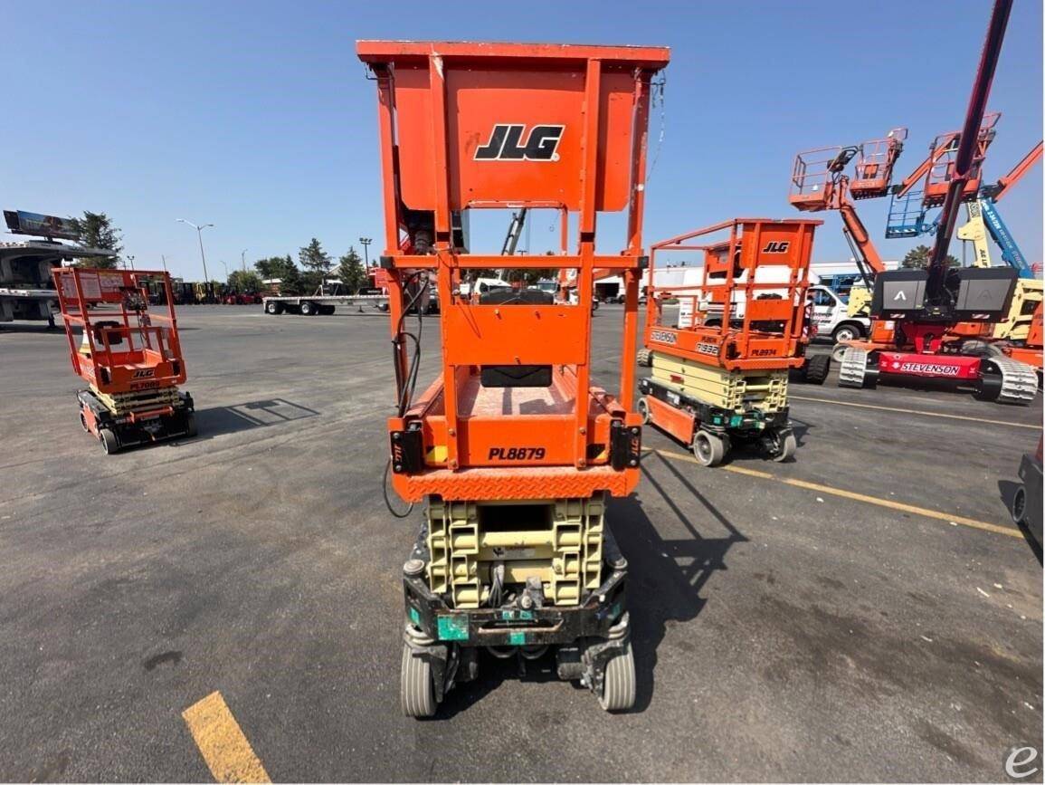 2021 JLG R1932i