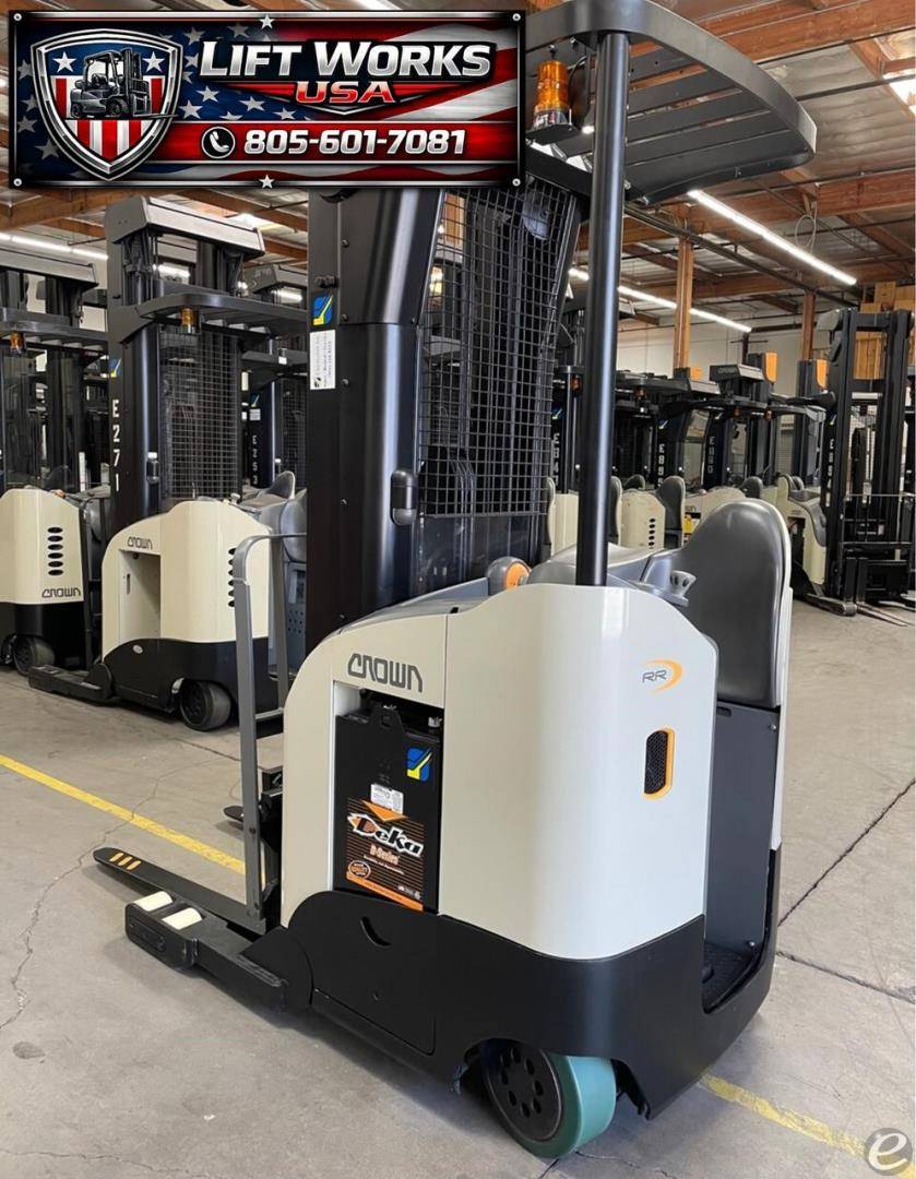 2010 Crown RR5715-40