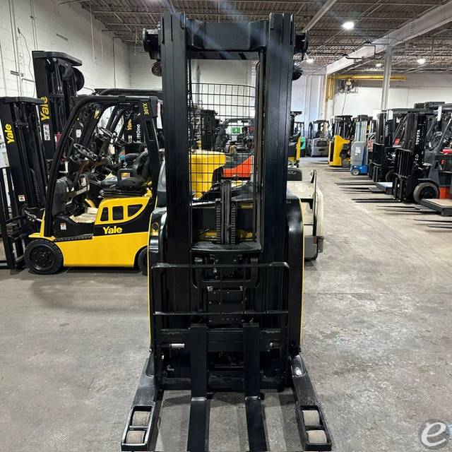 2021 Yale NR)45EB