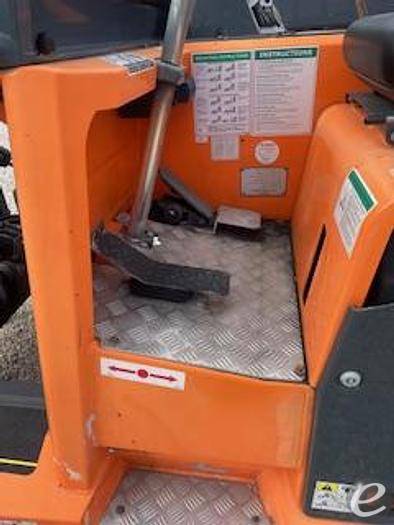 2018 Moffett M8 55.3 Diesel Forklift - 123Forklift