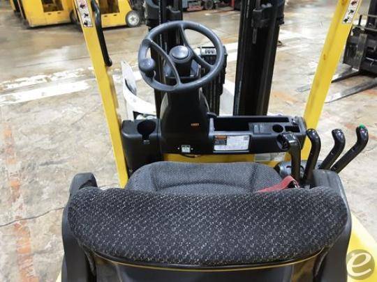 2019 Hyster E70XN-40