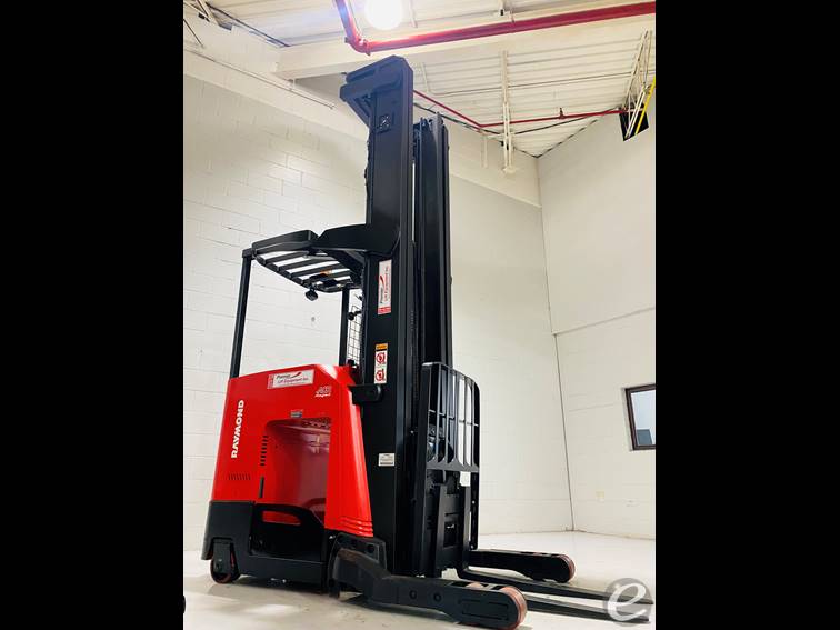 752 R45tt 2022 Electric Raymond Electric Narrow Aisle Single Reach | Eliftruck