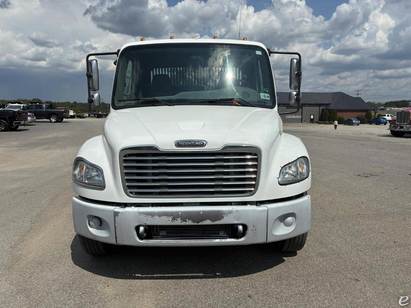 2006 Freightliner BUSINESS CLASS M2 106