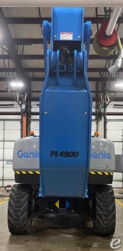 2022 Genie ZX135/70