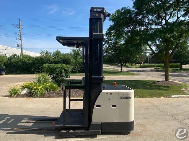2021 Crown SP3520-30