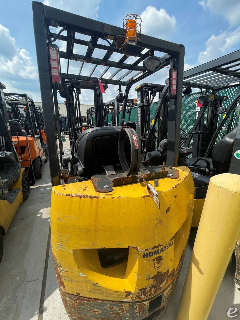 2017 Komatsu FG25ST-16