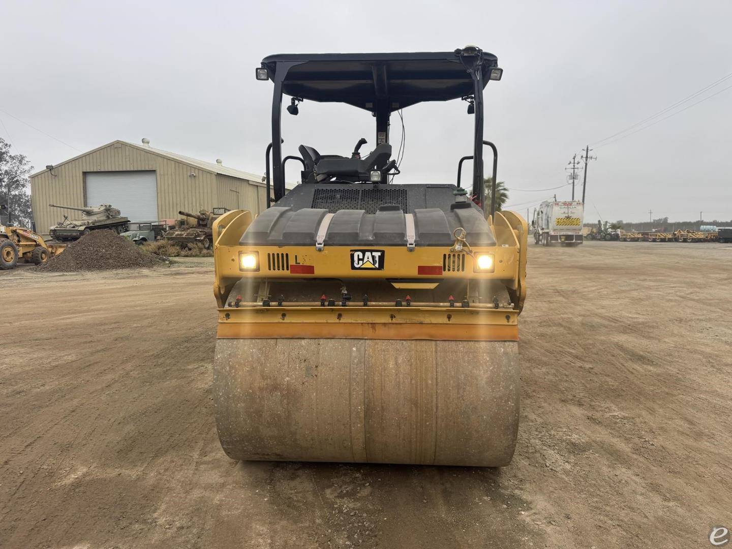 2013 Cat CB54B