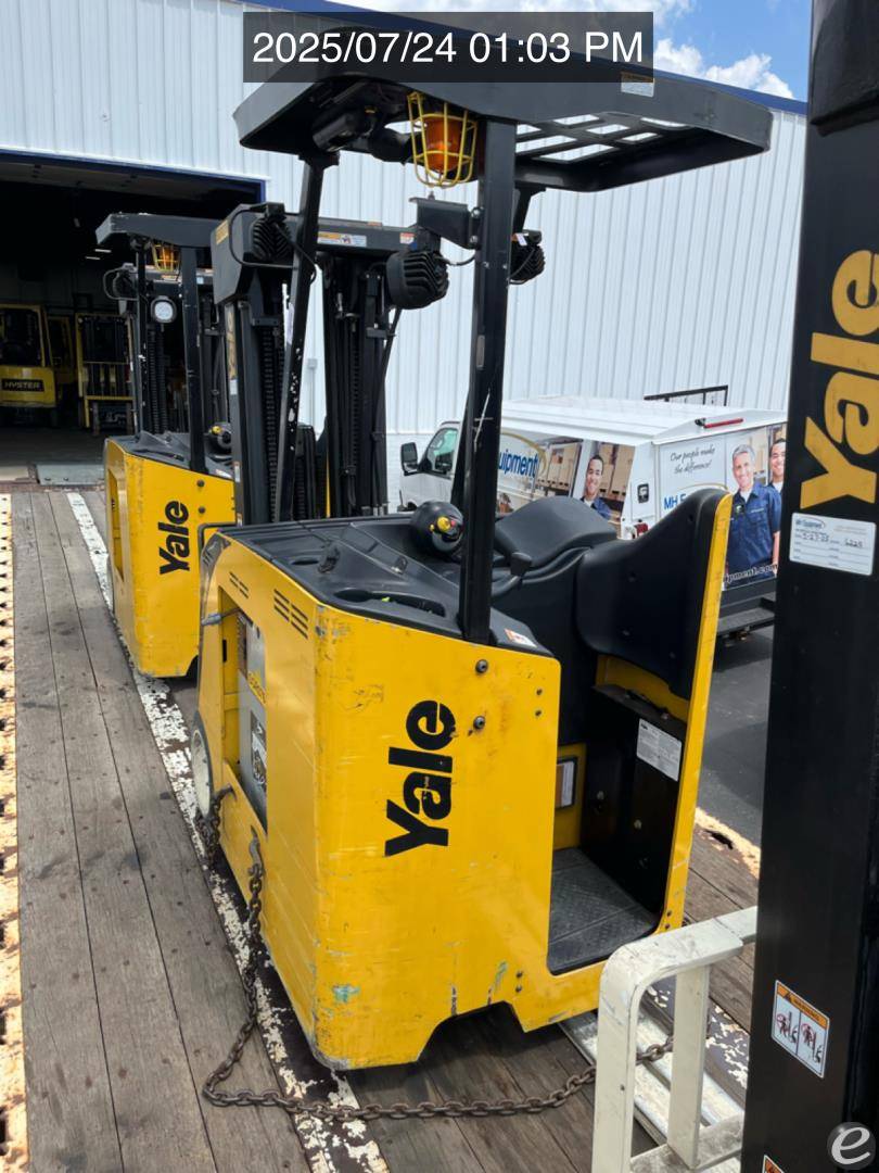 2017 Yale ESC040AD
