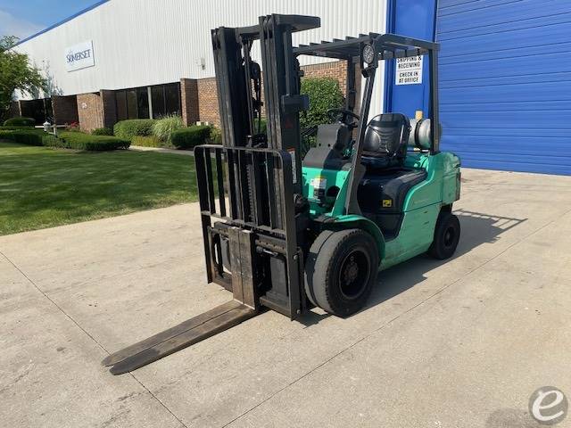2019 Mitsubishi FG30N