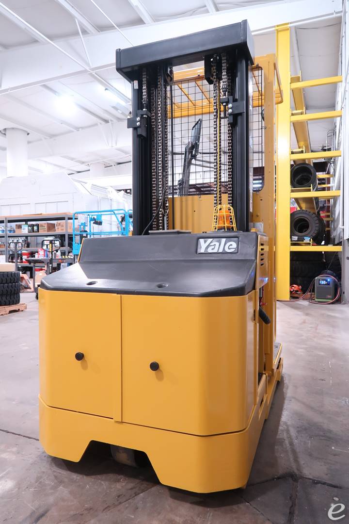 2011 Yale OS030EC Electric Order Picker - 123Forklift