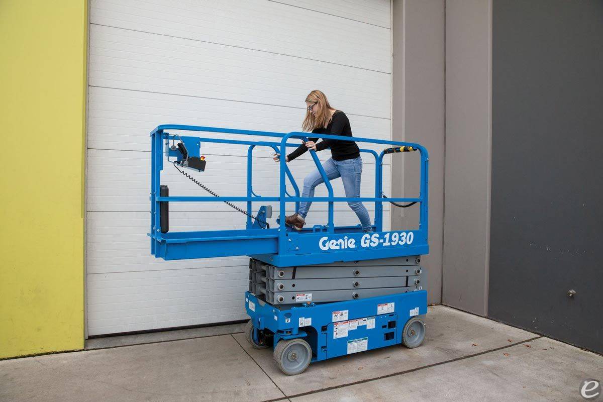 2018 Genie GS1930