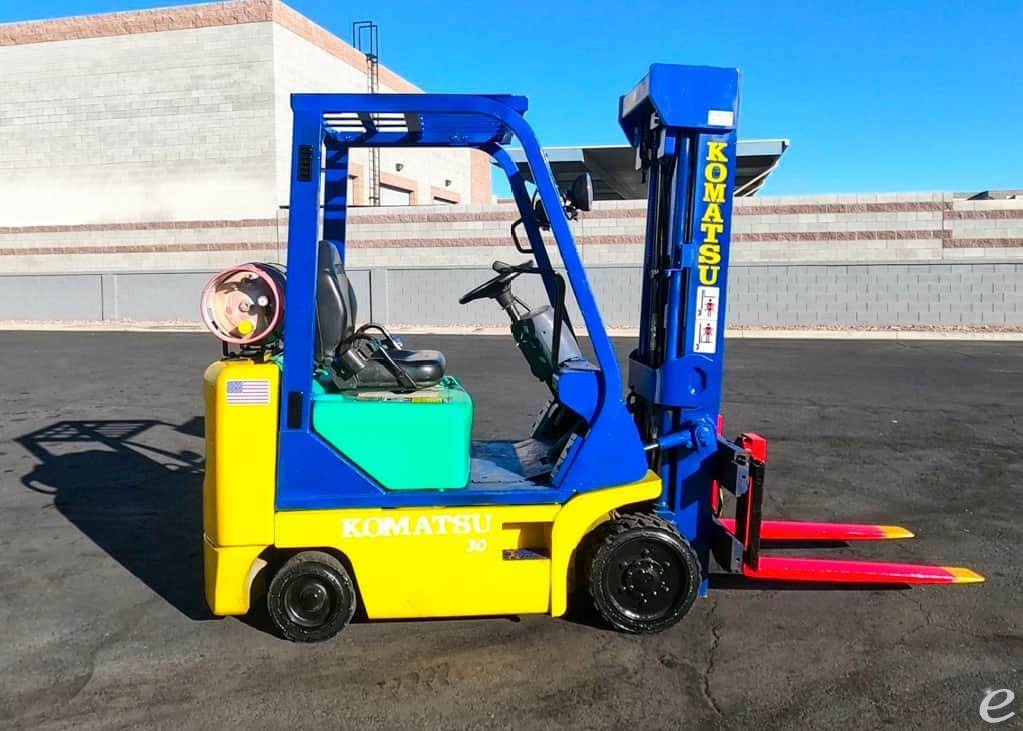 1990 Komatsu FG18ST-16