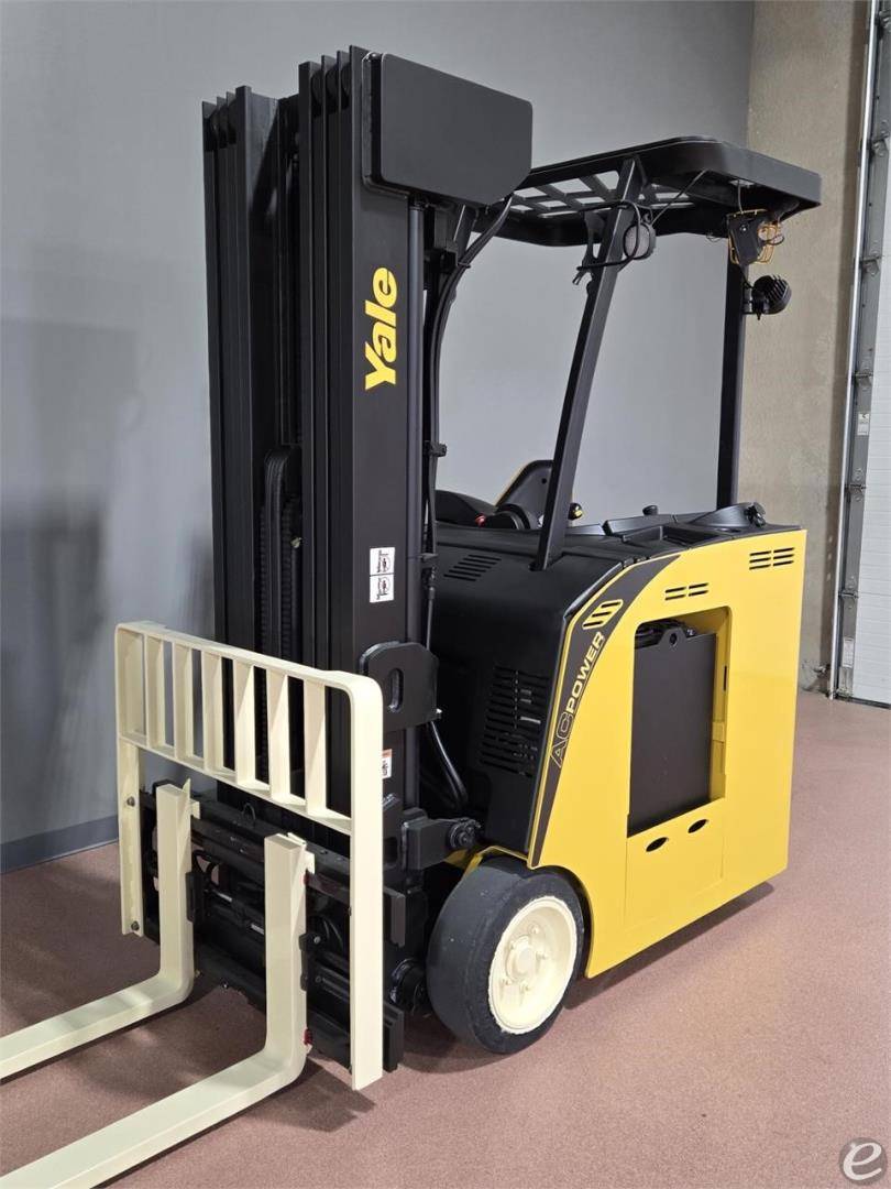 2015 Yale ESC035AD Electric Forklift - 123Forklift