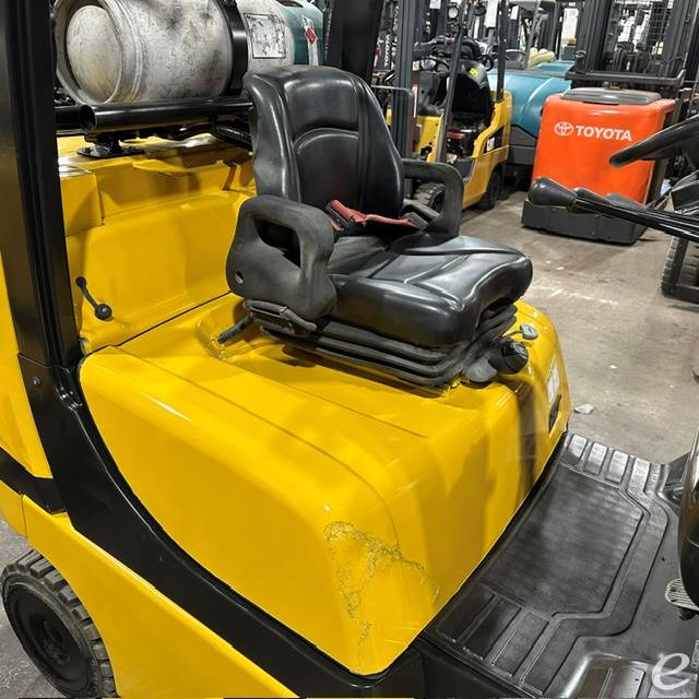 2021 Yale GLC080VX