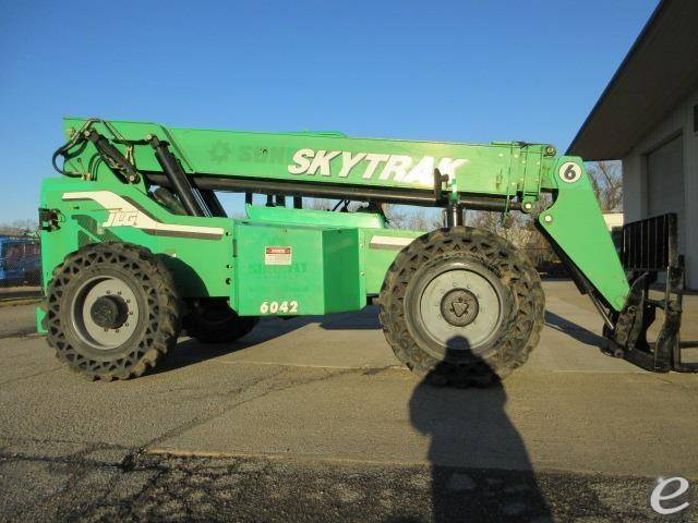 2014 JLG 6042