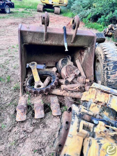 1994 John Deere 790E LC