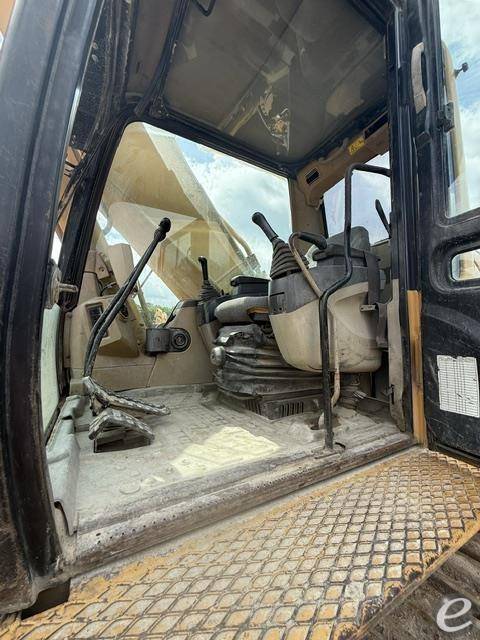 2006 Cat 330CL