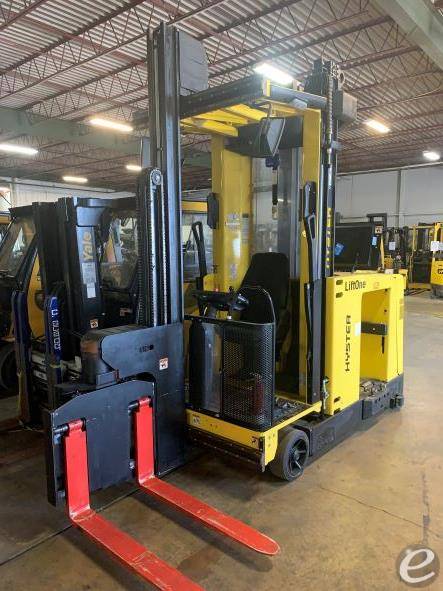2014 Hyster V30ZMU Electric Forklif...