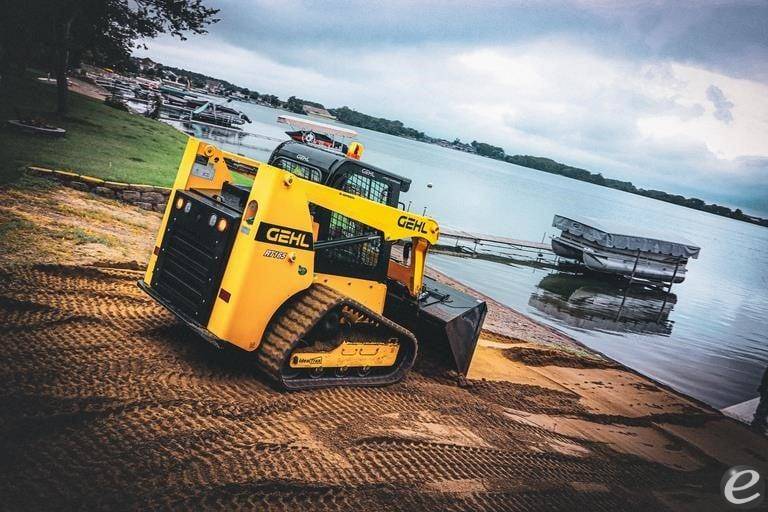 2026 Gehl RT165